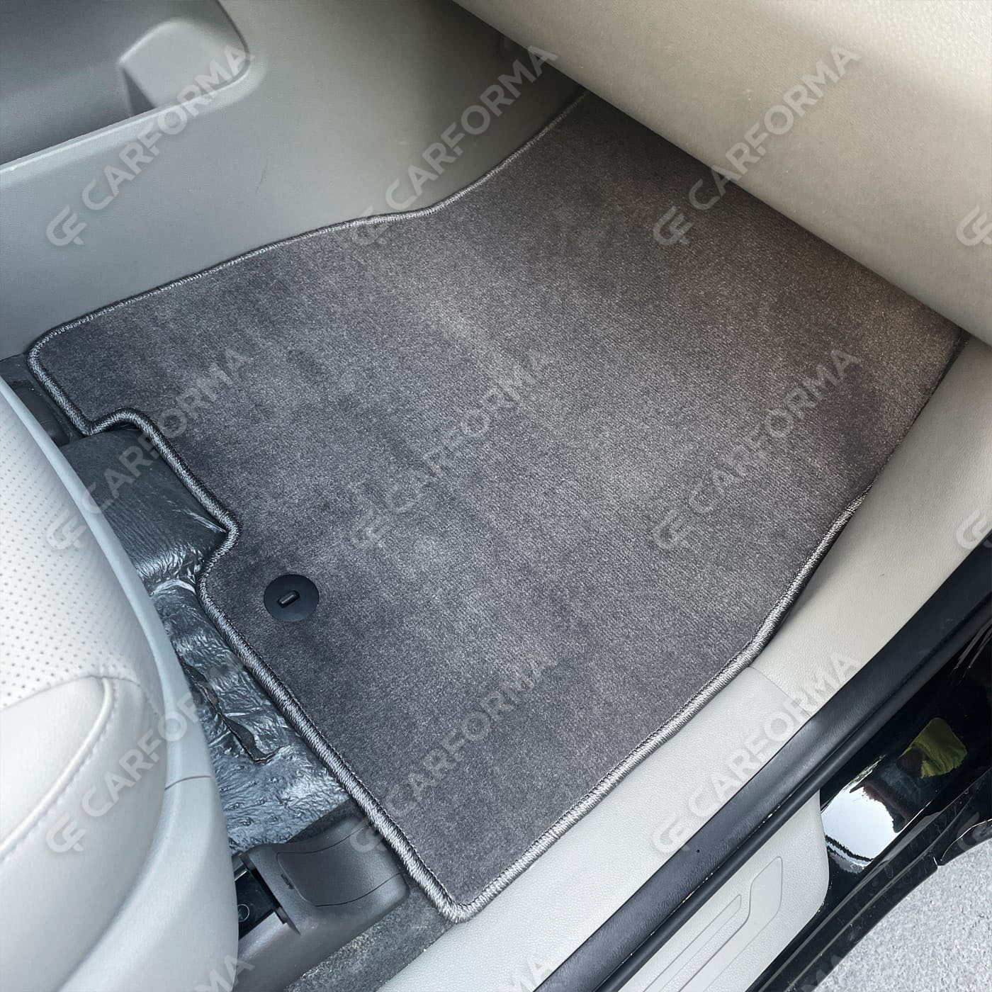 Ворсовые коврики на KIA Carnival III 7 мест 2014&nbsp;-&nbsp;2021 в Новосибирске