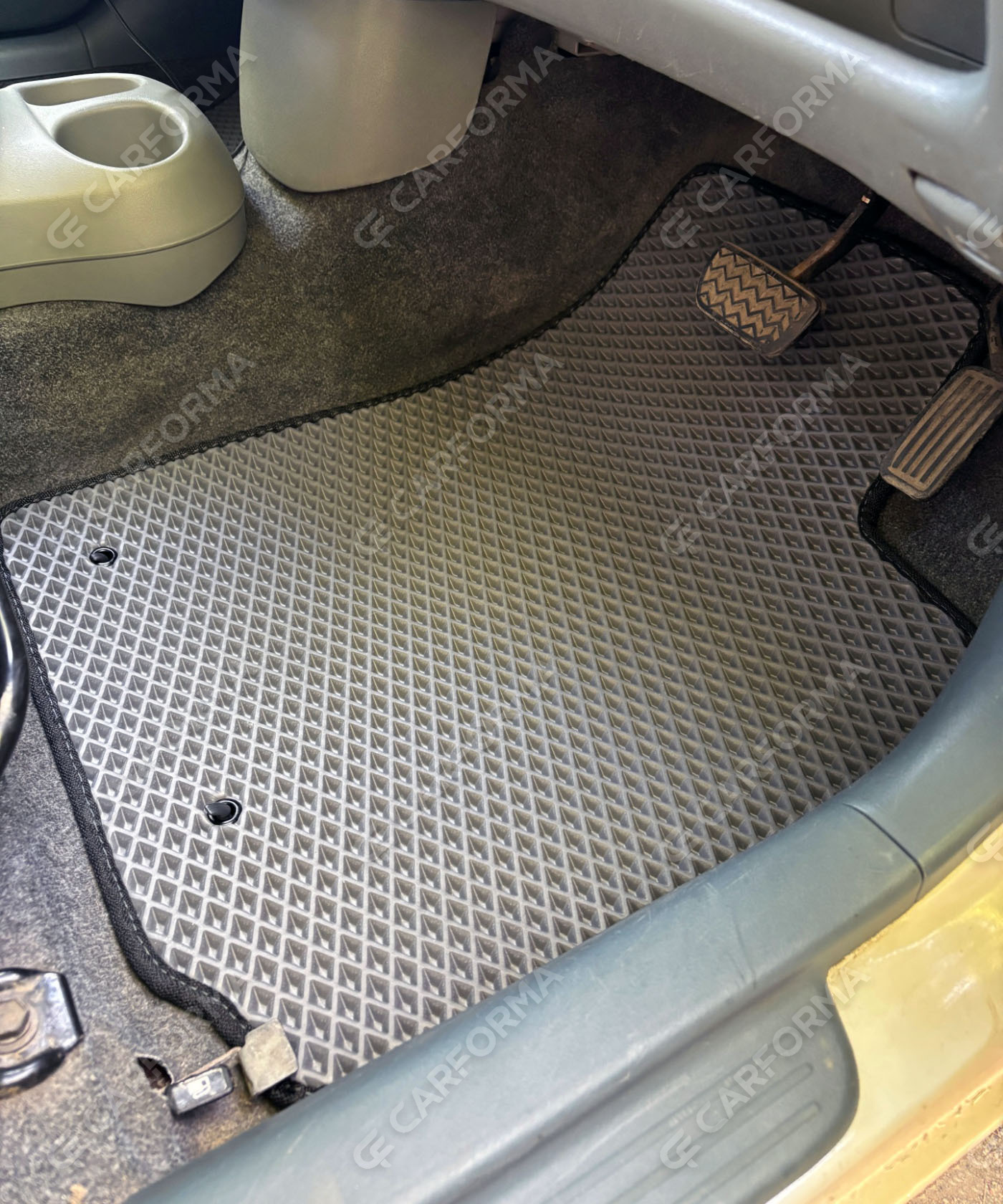 EVA коврики на Toyota Vitz I 1998&nbsp;-&nbsp;2005 в Новосибирске