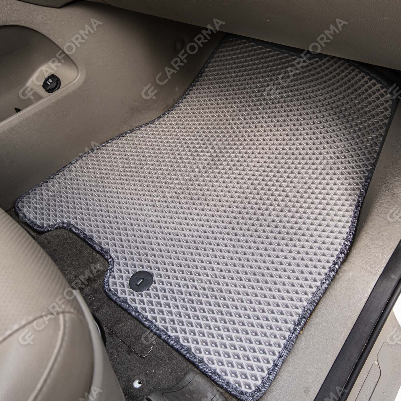 Ворсовые коврики на KIA Carnival III 7 мест 2014&nbsp;-&nbsp;2021 в Новосибирске