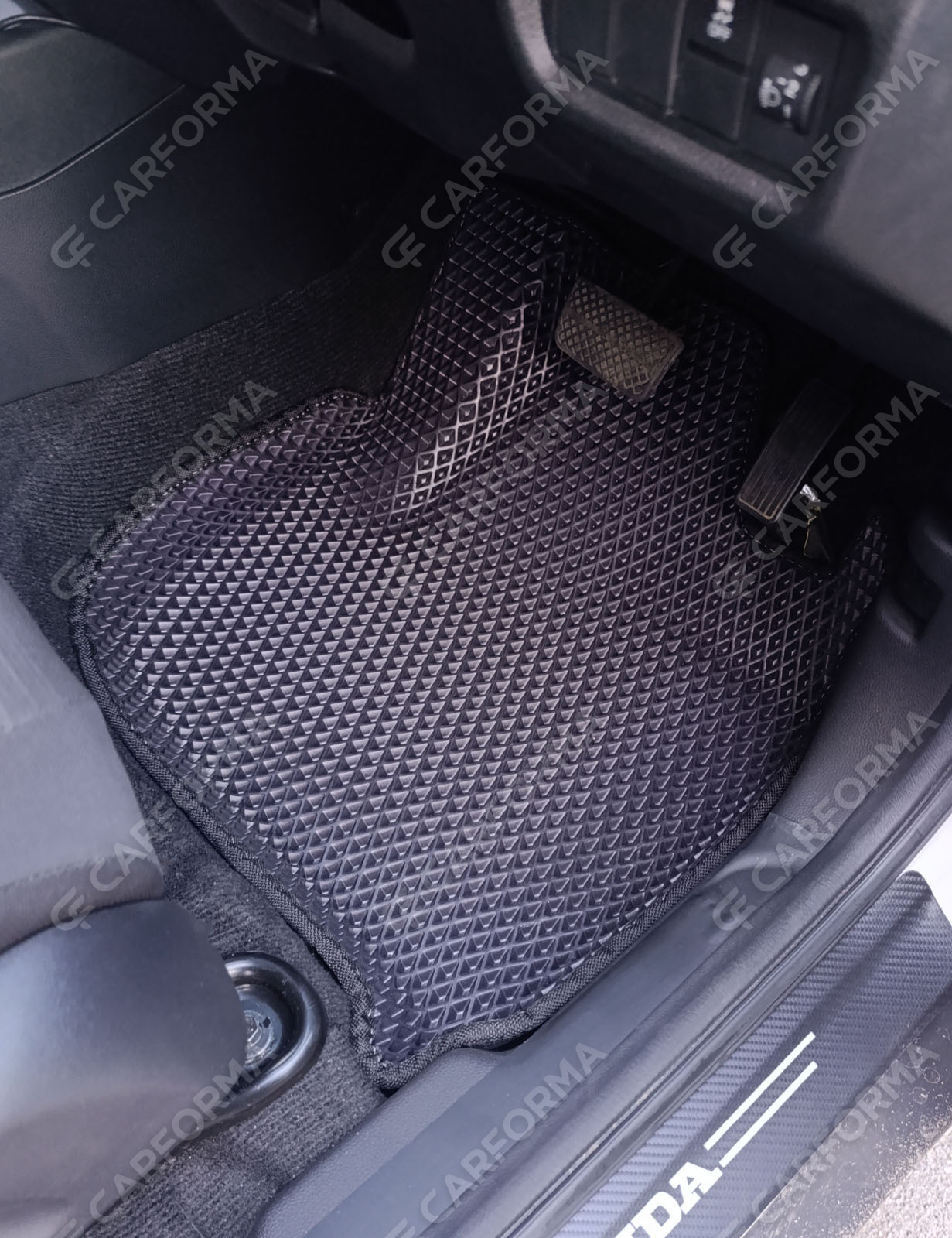 Коврики на Honda WR-V III 2023&nbsp;-&nbsp;2026 в Новосибирске