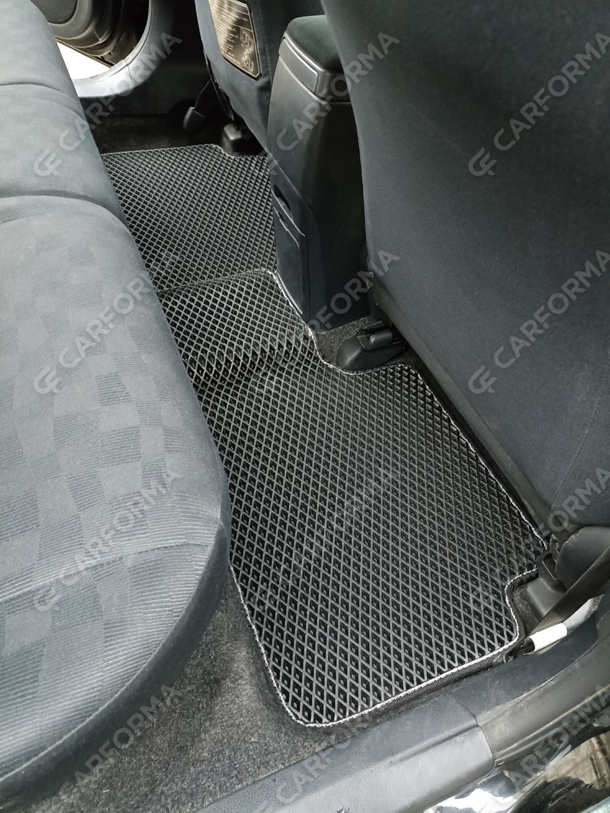 Ворсовые коврики на Toyota Corolla Fielder (E14) 2006&nbsp;-&nbsp;2012 в Новосибирске