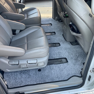 Ворсовые коврики на KIA Carnival III 7 мест 2014&nbsp;-&nbsp;2021 в Новосибирске