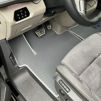 Коврики на Volkswagen Multivan (T7) 2021&nbsp;-&nbsp;2026 в Новосибирске