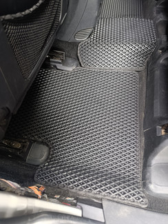 Коврики на Jeep Grand Cherokee (WK2) 2010 - 2022 в Новосибирске