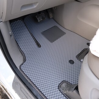 Ворсовые коврики на KIA Carnival III 7 мест 2014&nbsp;-&nbsp;2021 в Новосибирске